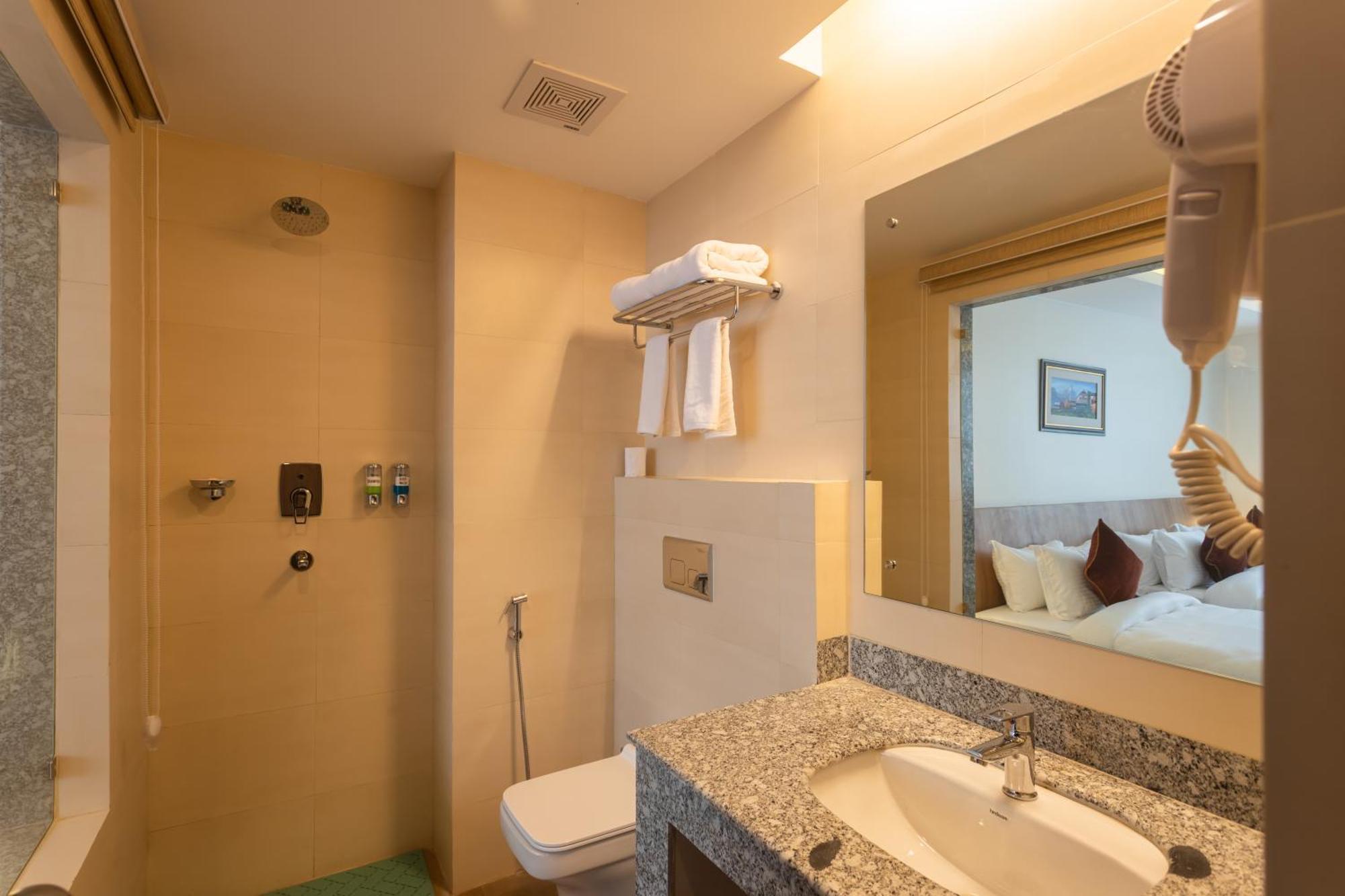 Hotel Crystal Pashupati كاتماندو المظهر الخارجي الصورة